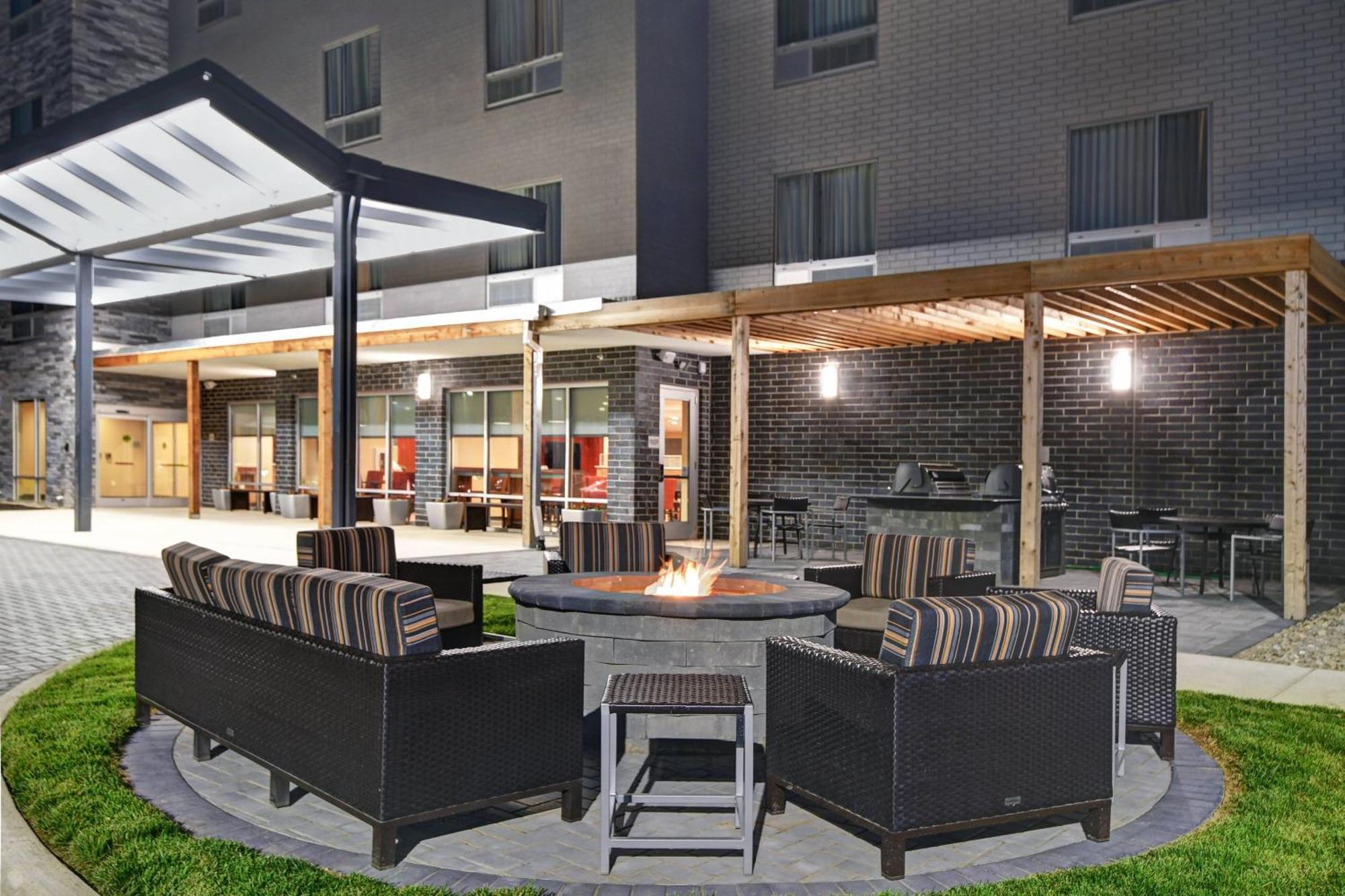 Towneplace Suites By Marriott Lima Bagian luar foto
